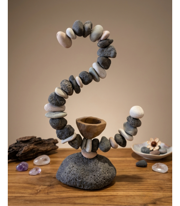 PORTAVELA ZEN DE PIEDRAS APILADAS NATURALES