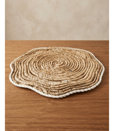 SALVAMANTEL DECORATIVO BANANA 35 CM